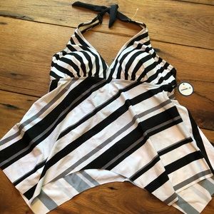 Swimsuits for All Handkerchief Halter Tankini- 16